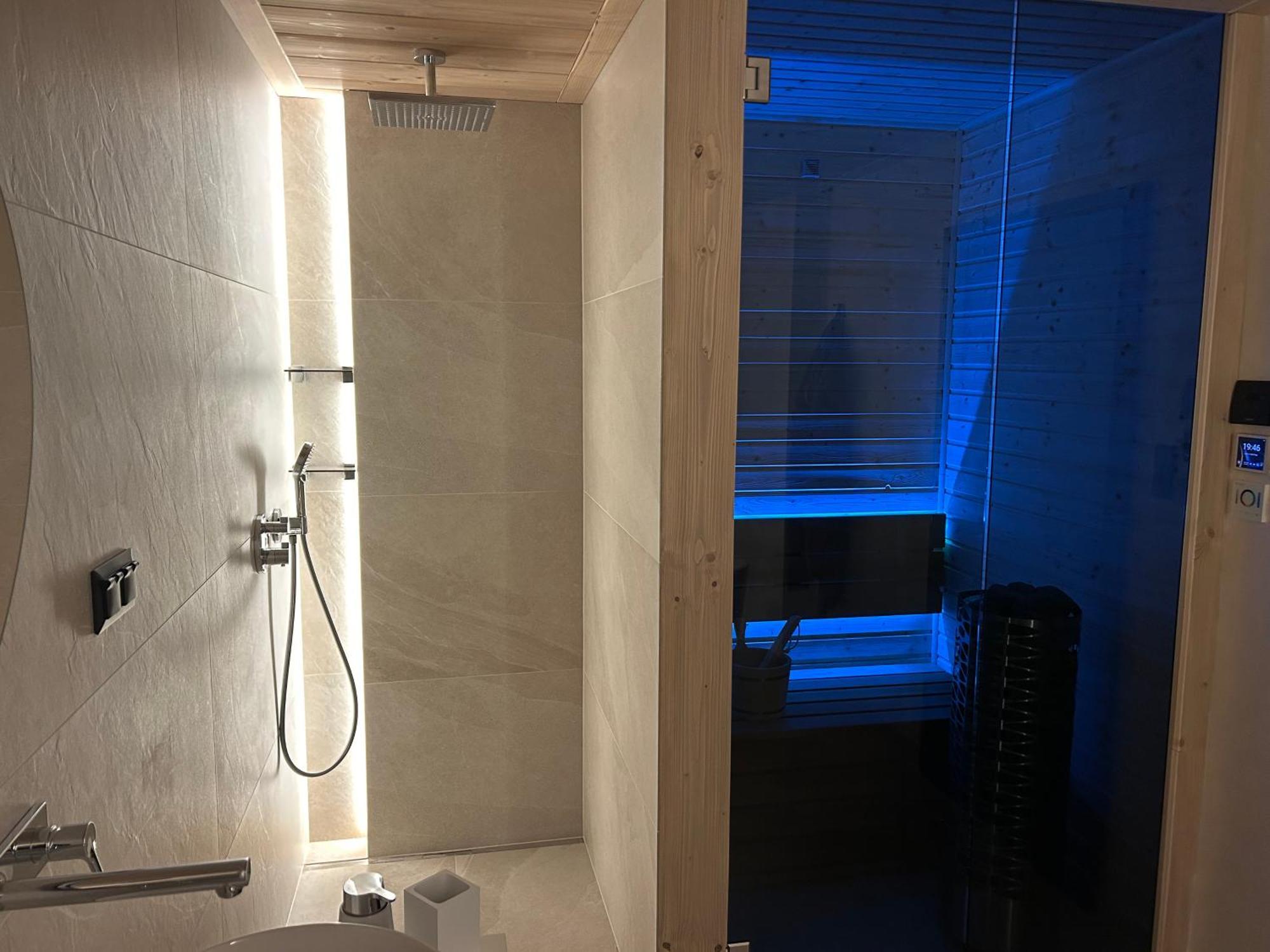 Apartmany Dolina 迪马诺卡多林纳 外观 照片